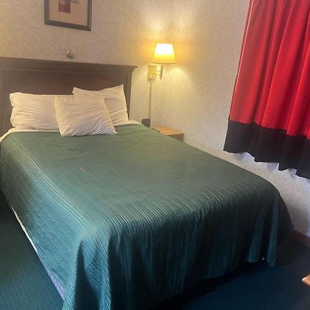 פראנקוניה Stonybrook Motel & Lodge מראה חיצוני תמונה