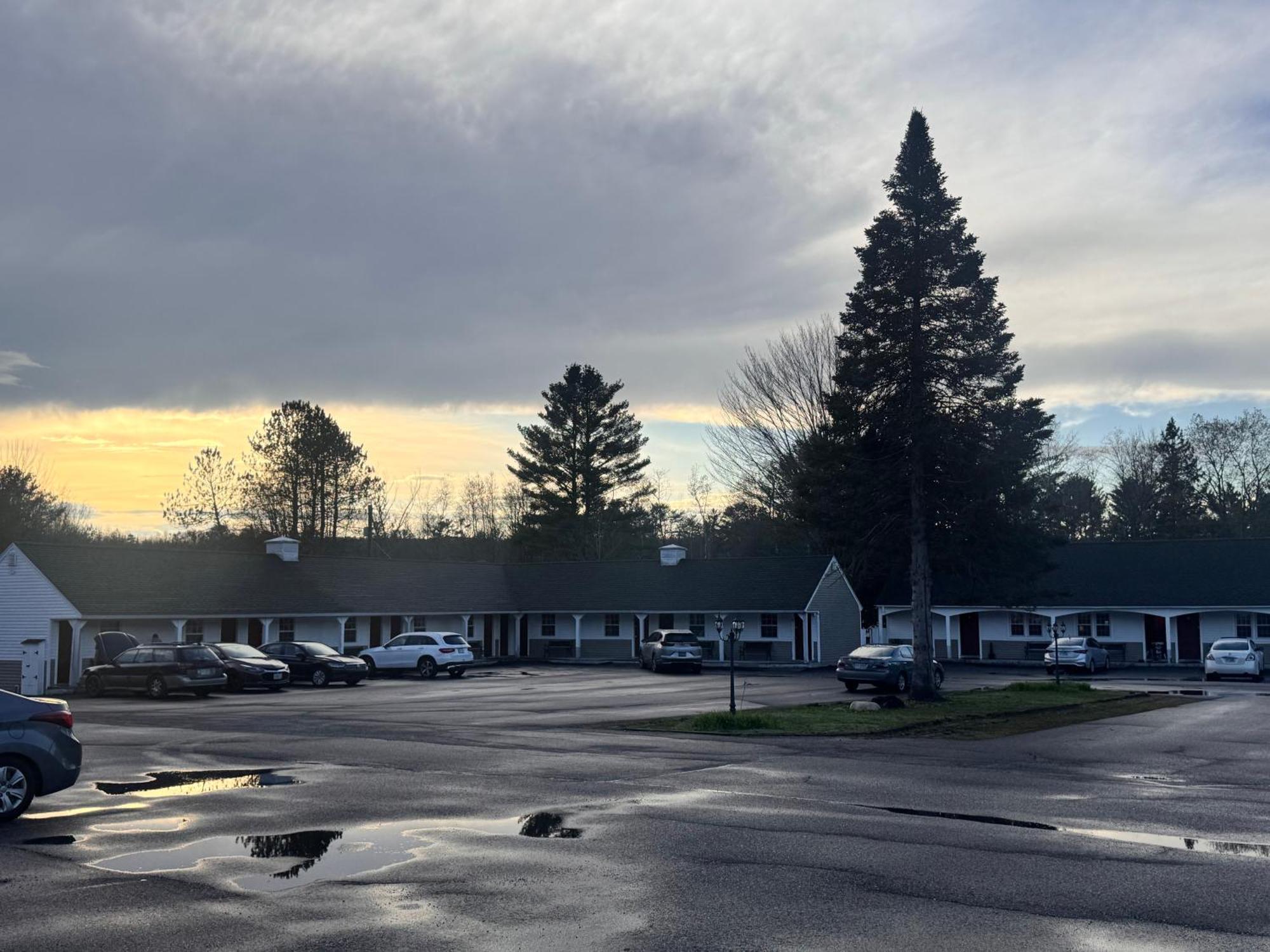 פראנקוניה Stonybrook Motel & Lodge מראה חיצוני תמונה